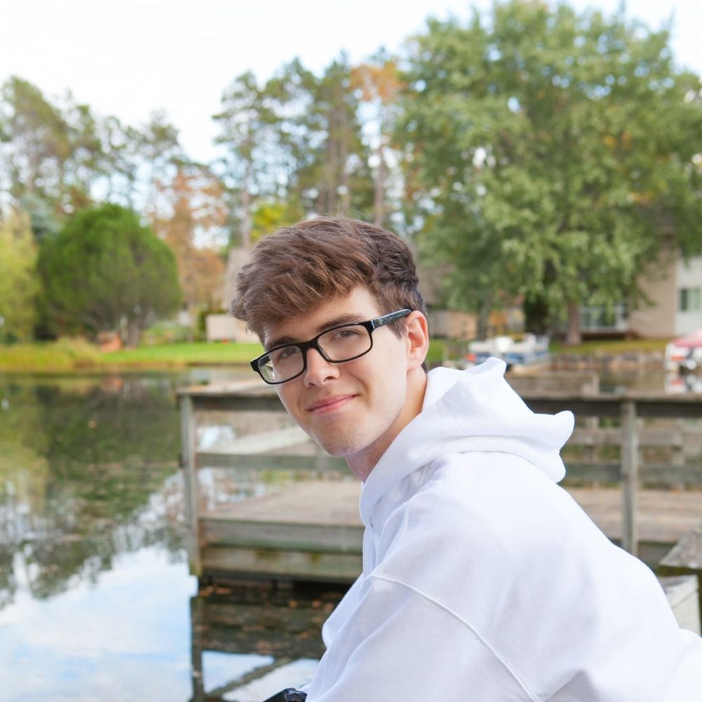 Meet your Posher, Mathias